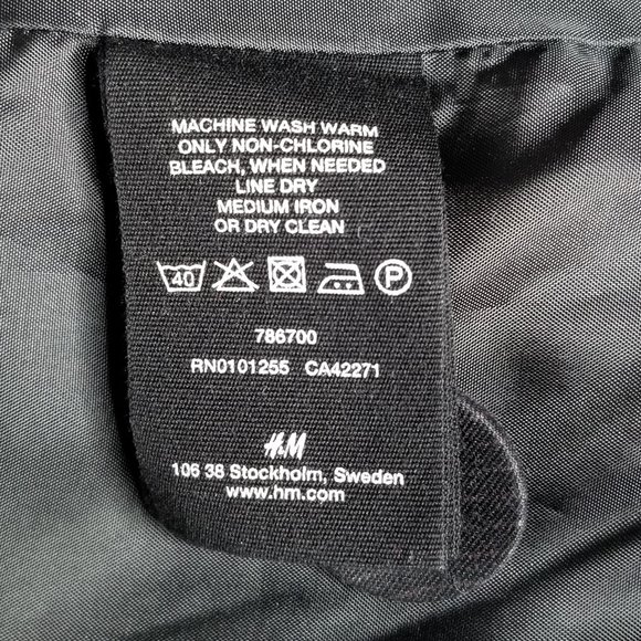 H&M Black Single Button Pinstripe Blazer Jacket Size 4 - Picture 9 of 12